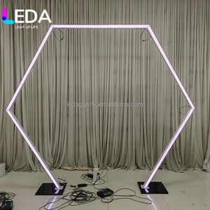 Arco de Boda LEDA Fácil de Montar, Juego de Dos Piezas con Iluminación RGB para Bodas, Fiestas y Eventos, Decoración de Pasillo - Product Image 4