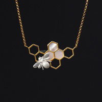 Colliers pendentifs en nid d'abeille et en forme d'abeille Rosaeflora "Le cadeau de la vie" en argent sterling 925 véritable, coquille naturelle, bijoux fins