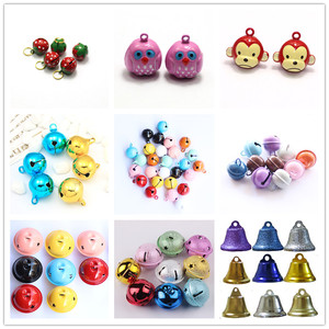 Cascabel pequeño de latón con diseño japonés para mujer, cascabeles de cascabel con diseño de fresas rojas y animales, varios colores, con diseño de dibujos animados - Product Image 4