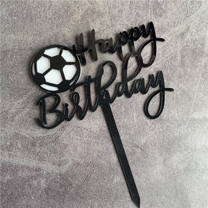 Décorations de <span class=keywords><strong>gâteau</strong></span> de football noires, toppers de cupcakes de footballeur, pics de <span class=keywords><strong>gâteau</strong></span> de football pour fournitures de fête d'<span class=keywords><strong>anniversaire</strong></span> d'enfants garçons - Product Image 4