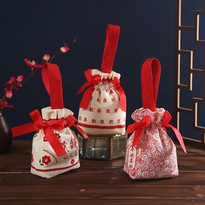 Muslin Cotton Cloth Jewelry Candy Pouch Durable Wedding Gift Tote <b>Bag</b> Personalized Logo Twill Cotton <b>Makeup</b> <b>Drawstring</b> <b>Bags</b> - Product Image 2