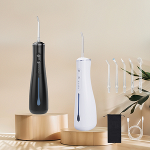 Kit de Nettoyage <span class=keywords><strong>Dentaire</strong></span> Professionnel : Irrigateur Buccal Rechargeable à Jet d'Eau pour Nettoyage Interdentaire et Flossing - Product Image 3