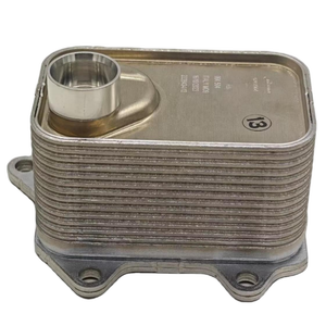 Refroidisseur d'huile moteur 06L117021G / E 06K117021E / H pour <span class=keywords><strong>Audi</strong></span> A3/S3/TT 2.0T 2013-2020 & VW Golf VII 2.0T 2013-2020 |   Remplacement OE - Product Image 3