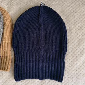 2025 yeni sonbahar kış sıcak kayak şapka siyah lacivert gri katı katlanmış nervürlü manşet akrilik bere şapka erkekler kadınlar için şık seyahat - Product Image 3