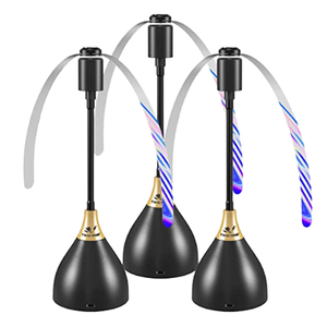 พัดลมไล่แมลงแบบพกพา ใช้พลังงานจาก USB พร้อมใบพัดโฮโลแกรม สำหรับใช้ภายใน/ภายนอกอาคาร ใช้ในบ้านและปิ้งย่าง ป้องกันแมลง - Product Image 1