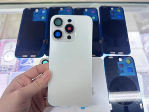 เปลี่ยนกระจกหลังสำหรับ iPhone 16 Pro, 16 Pro Max ทุกรุ่น |   ฝาครอบแบตเตอรี่ดีไซน์พรีเมียมบาร์ดีไซน์ - Product Image 1