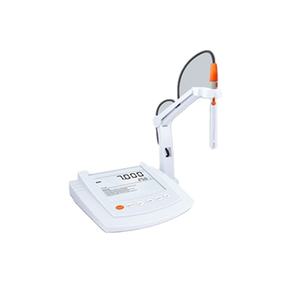 pH-mètre numérique de paillasse 902 pour pH, conductivité, TDS et salinité, pour usage en laboratoire - Product Image 1