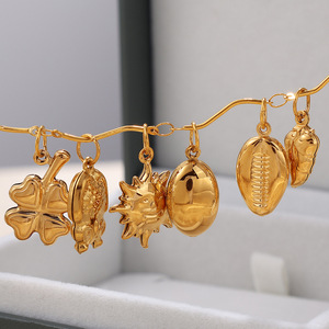 จี้สัตว์ทะเลสแตนเลสสตีลชุบทอง 18K PVD สำหรับเด็ก รุ่น Golden Voyage Fortune สัญลักษณ์นำโชค สไตล์ทันสมัย - Product Image 5