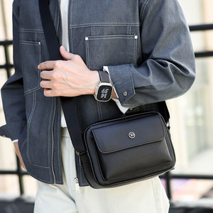 Sac bandoulière homme en PU noir, léger, classique, simple et décontracté, de haute qualité, le plus populaire, personnalisable en usine - Product Image 2