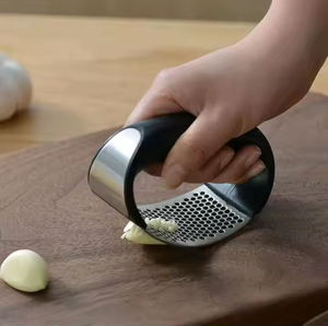 Presse-ail manuel en acier inoxydable, outils de hachage d'ail, outils courbes pour fruits et légumes, gadget de cuisine, presse-ail - Product Image 2