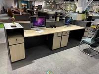 Nouveau design moderne de bureau de réception exécutif en bois, mobilier de bureau avec fonctionnalités réglables et extensibles pour écoles et hôpitaux