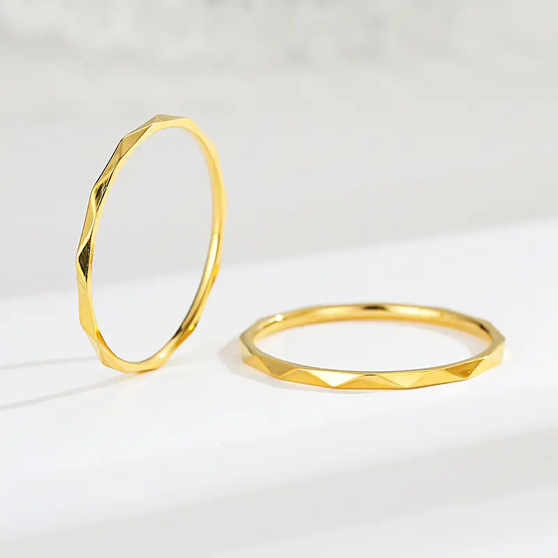 2024 Sierlijke Non-Fading V-Cut Ring Dunne Roestvrijstalen Ring 18K Vergulde Vinger Ring Minimalistische Sieraden Voor Vrouwen