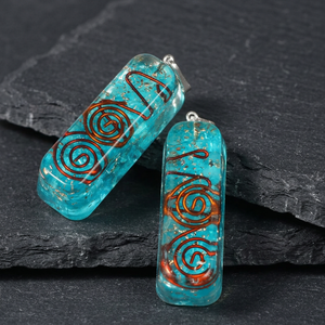 Nuevo Colgante de Orgón con Cristales de Turquesa Rozrin, Tallado con Tema de Amor - Product Image 3