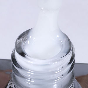 KODIES Vernis à Ongles Gel Blanc Laiteux <span class=keywords><strong>2</strong></span>-en-<span class=keywords><strong>1</strong></span> Résistant aux Rayures Finition Gel UV Personnalisable Logo Label Milk Topcoat avec <span class=keywords><strong>Base</strong></span> <span class=keywords><strong>Coat</strong></span> - Product Image 3