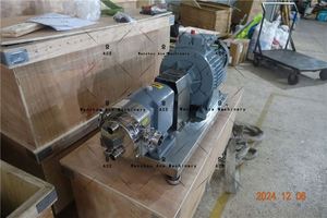 ปั๊มของเหลวโยเกิร์ตนมอิมัลชันเกรดอาหารแบบถ่ายโอนของเหลว Jacketed ผีเสื้อโรเตอร์ปั๊มกลีบช็อคโกแลต - Product Image 5