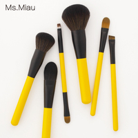 Belleza Luxury Highend Custom Ensemble de 6 pinceaux de maquillage Little Yellow Duck, manche en bouleau, PBT allemand super doux, outils pour le visage et le correcteur
