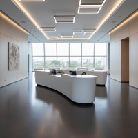 Comptoir d'accueil haut de gamme en Corian blanc pur, design moderne et personnalisé, avec plusieurs sièges pour hall d'hôtel et hôpital
