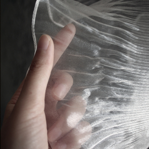 <span class=keywords><strong>Tissu</strong></span> de conception pour robe de mariée et robe d'enfant, <span class=keywords><strong>blanc</strong></span>, transparent, à bords volantés, à dentelle large, <span class=keywords><strong>plissé</strong></span> tridimensionnel, effet vague et effet de transparence - Product Image 4