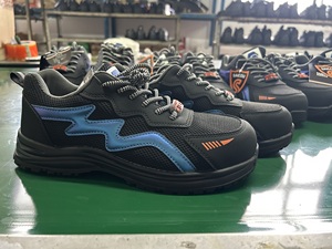Chaussures de sécurité isolantes électriques certifiées <span class=keywords><strong>SAIAN</strong></span> CE avec embout composite anti-perforation et protection anti-écrasement pour la semelle intermédiaire, idéales pour la construction - Product Image 5