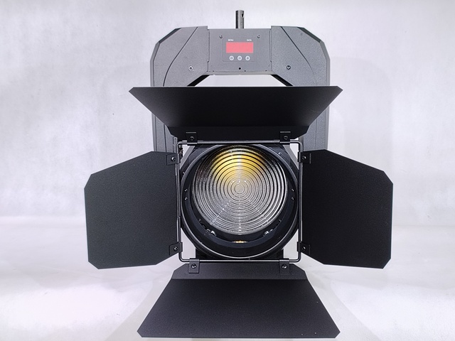 Simar  Professional 200W  Motorized Electric Flip Action LED Fresnel  Video Camera Photo Light Virtual Filming Studio Equipment