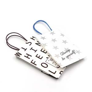 Sac en papier kraft à poignée torsadée, écologique, réutilisable, personnalisé avec logo, mini, petit, boutique, cadeau, parfum - Product Image 6