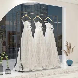 Présentoir noir de haute qualité pour robes de mariée, présentoir suspendu pour magasin de vêtements