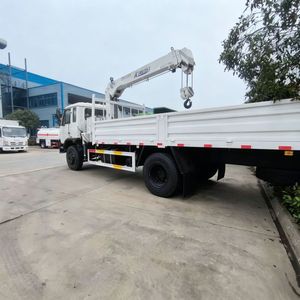 High Quality CLW 6.3 Ton 8 Ton Truck Mounted Telescopic <b>Crane</b> 4x2 Chengli <b>Crane</b> Truck for Sale - Product Image 5