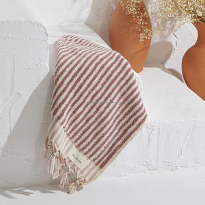 Essuie-mains PomPom, Peshkir, Pestemal Collection Handloomed turque Essuie-mains Terryback Cuisine Torchon Ferme rustique. - Product Image 4