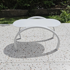 Mesa Auxiliar de Aluminio con Recubrimiento en Polvo, Personalizada, Simple, para Exteriores, Jardín, Resort, Bistro, Cafetería - Product Image 1