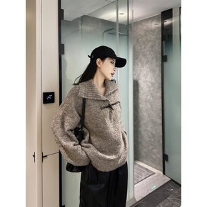 Nouveau design – Pull décontracté en <span class=keywords><strong>laine</strong></span> tricotée pour femme avec col à revers et boutons en corne, idéal pour l'automne et l'hiver, personnalisable - Product Image 2
