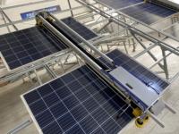 Robot de nettoyage de panneaux solaires MULTIFIT MR G2 1650, robot de nettoyage automatique sec et humide pour les systèmes d'énergie solaire