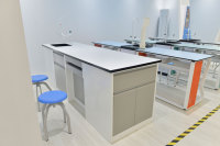 Meubles de laboratoire de biologie pour école modulaire moyenne, table de travail avec tiroirs, banc de laboratoire moderne en métal durable