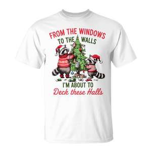 T-shirt de Noël à motif de raton laveur, design arbre de Noël, imprimé animal festif, taille adulte unisexe - Product Image 1