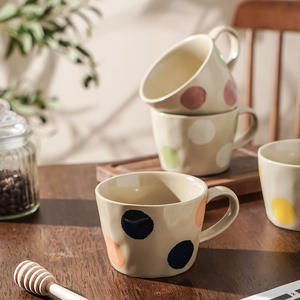 Tasse à café en céramique de Chaozhou à pois, style japonais, faite à la main, design cartoon, pour usage domestique - Product Image 1