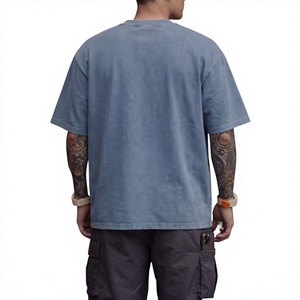 เสื้อยืดโอเวอร์ไซส์ทรงหลวมสำหรับผู้ชายและผู้หญิง ผ้าคอตตอน 100% หนัก 240 GSM ทรงดรอปไหล่ คุณภาพสูง สไตล์วินเทจ ล้างสีแบบแอซิดวอช - Product Image 4
