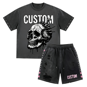 Ensemble T-shirt et short streetwear personnalisé, T-shirt graphique vintage délavé à l'acide et short en jean orné de strass, pour fabricants - Product Image 2