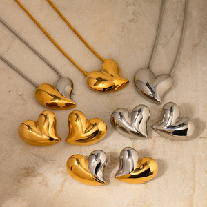 Ensemble de colliers avec pendentif en forme de cœur, ton or et argent, pour femmes, à porter au quotidien - Product Image 4