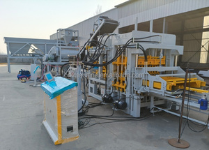 Qt8-15 Automatische Hydraulische Holle Blokkenmachine met Baksteenproductielijn PLC-besturing Hoge Veiligheid voor Cementstenen - Product Image 5