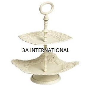 Support de gâteau de finition enduit de poudre ivoire de conception en relief pour la célébration de Noël ou de mariage - Product Image 1