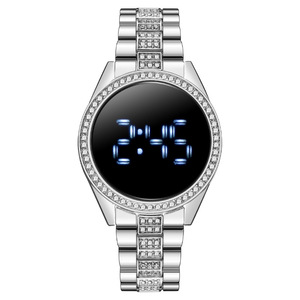 Montres magnétiques numériques de luxe pour femmes robe en acier inoxydable or Rose LED <span class=keywords><strong>montre</strong></span> à Quartz <span class=keywords><strong>femme</strong></span> horloge Relogio Feminino - Product Image 4