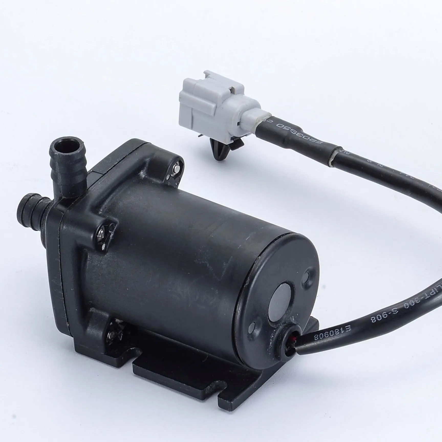 Pump Electric Water Taiwan Quality Manufacturer Electric Water Pump 15W. ON/OFF. PWM Electric Pump