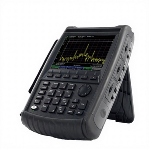 Analyseur de spectre micro-ondes portable Keysight N9936A FieldFox 14 GHz, instrument de mesure électronique - Product Image 1