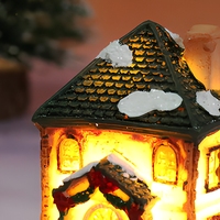 Figurine de maison de village de Noël en résine avec fenêtre lumineuse et couronne de neige pour table, cheminée, cadeau et décoration de fêtes