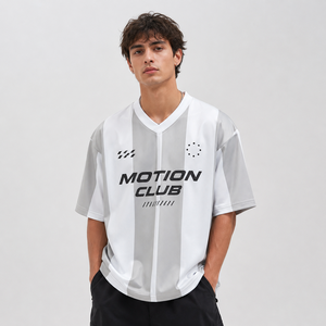 เสื้อยืดคอวีผ้าฝ้ายฟอกสีสไตล์วินเทจทรงโอเวอร์ไซส์ พิมพ์ลายกราฟิก สตรีทแวร์ รับทำโลโก้แบรนด์ส่วนตัว เสื้อยืดผู้ชาย - Product Image 2