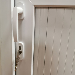 Puerta Abatible de PVC <span class=keywords><strong>con</strong></span> Media Ventana y Vidrio Aislante <span class=keywords><strong>con</strong></span> Rejilla Interna para Puerta Trasera de Casa, <span class=keywords><strong>Porche</strong></span>, Patio, Entrada Residencial - Product Image 5