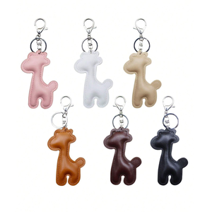 Mới đến độc đáo con hươu cao cổ Keychain thời trang PU da túi Keychain bán buôn kim loại móc chìa khóa - Product Image 1