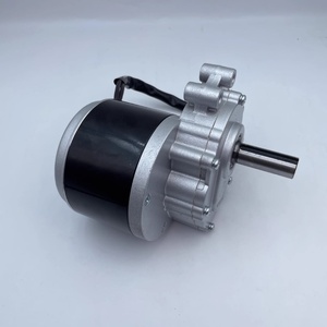 Moteur CC à engrenages à balais haute performance 12V 24V 250W 75 tr/min/120 tr/min pour fauteuil roulant - Product Image 3