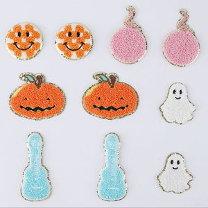 Parche bordado <span class=keywords><strong>de</strong></span> calabaza <span class=keywords><strong>de</strong></span> Halloween, diseño <span class=keywords><strong>de</strong></span> calavera fantasma, borde dorado con purpurina, toalla <span class=keywords><strong>de</strong></span> chenilla, insignias bordadas para planchar - Product Image 6