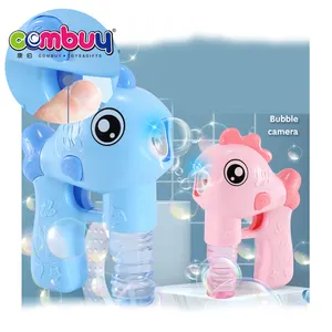 Cute fish lighting music automatic one button hand toy bubble gun soap