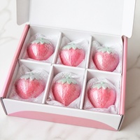 Bombe de bain artisanale en forme de fraise Sakura, boule effervescente relaxante pour spa, coffret cadeau de 6 pièces, OEM ODM personnalisé, 80g